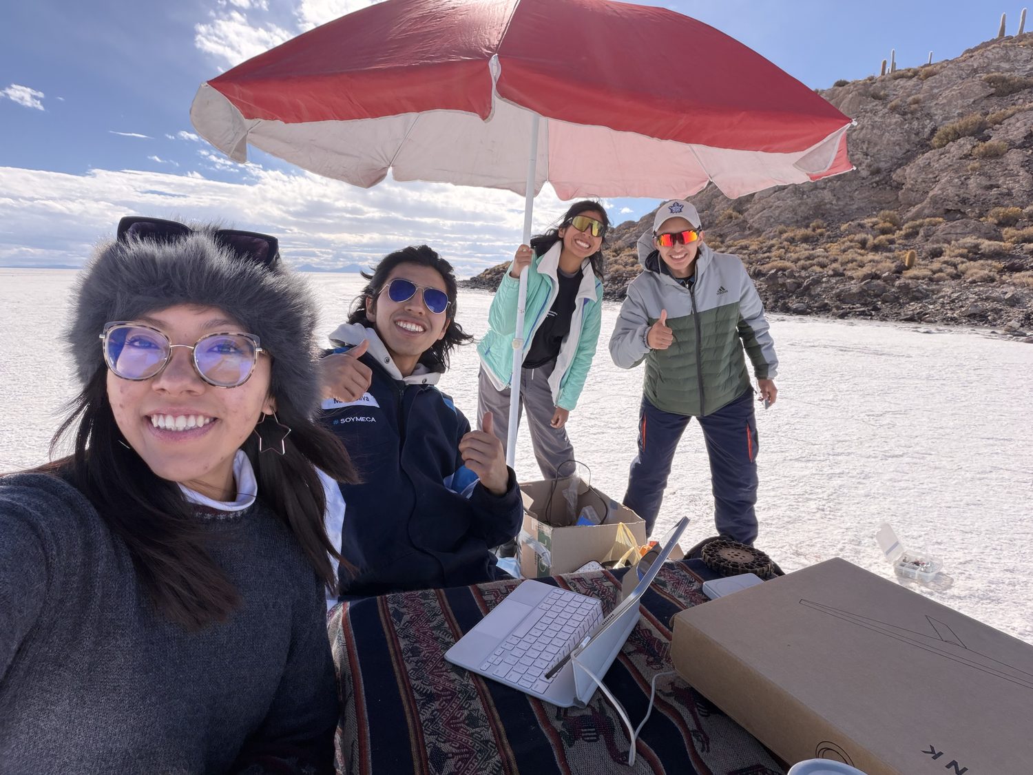 Equipo del Rover SALT en el Salar de Uyuni